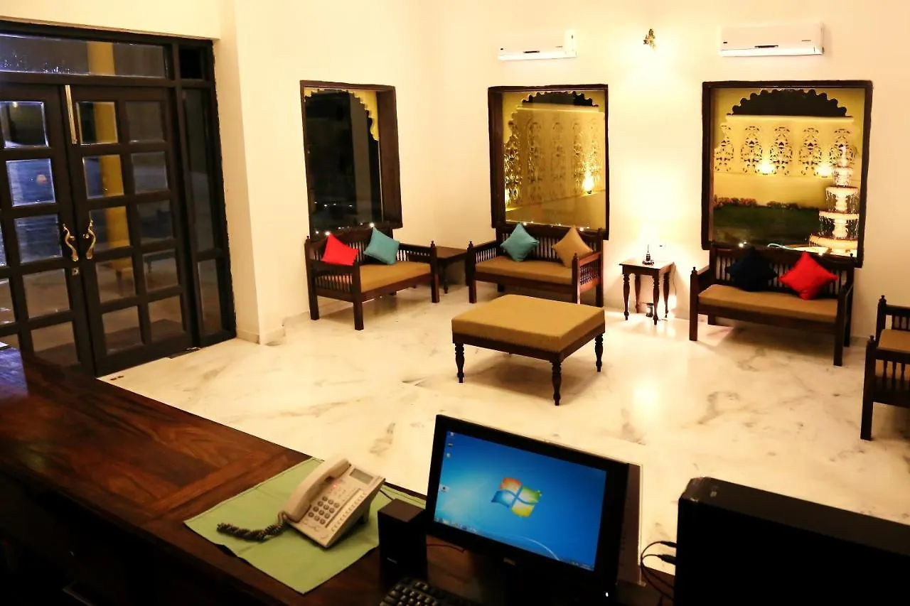 Hotel Atulya Niwas Udaipur